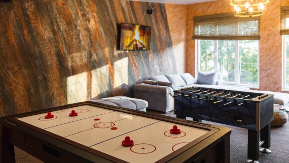 indoor-games-tescongreen